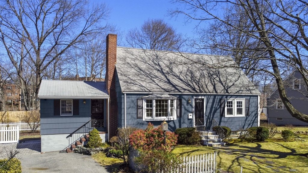 8 Crosby Road