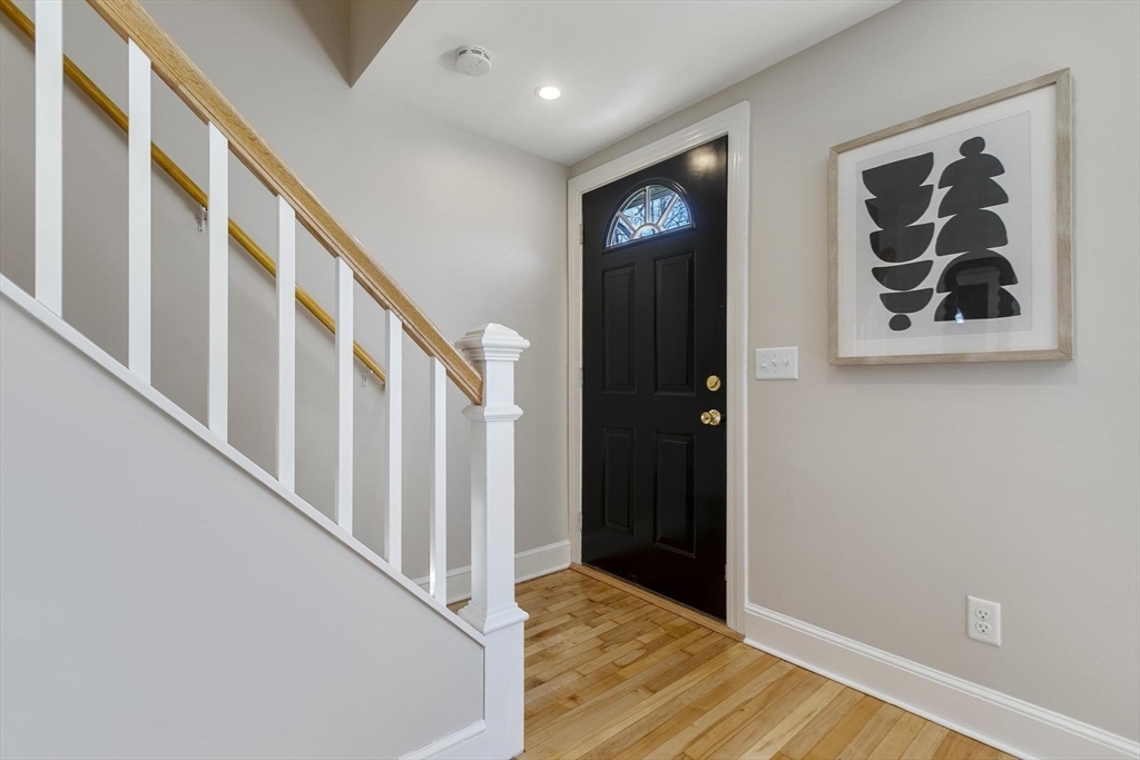 8 Crosby Road