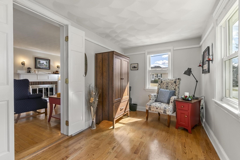 19 Dustin Road
