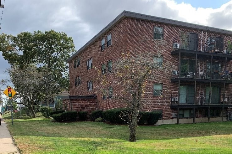 258 Main St # 7