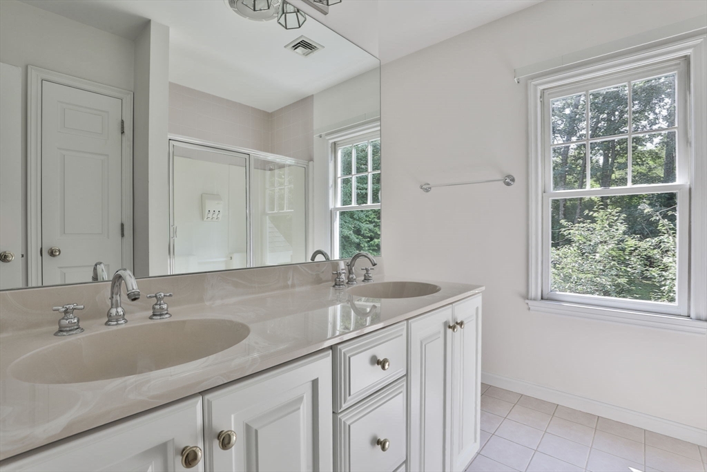 19 Fieldstone Way