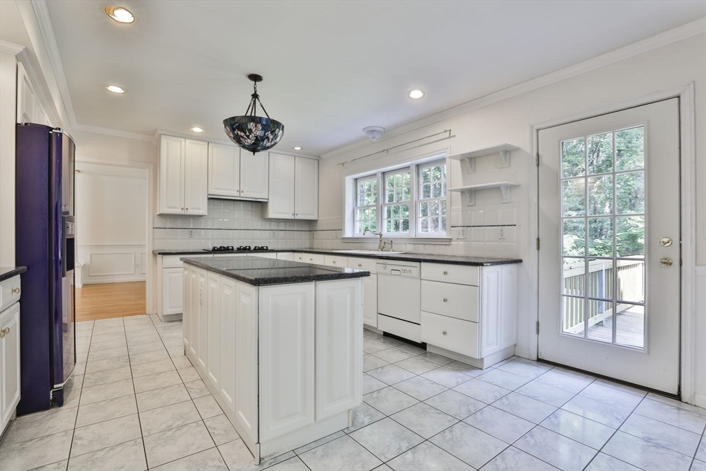19 Fieldstone Way