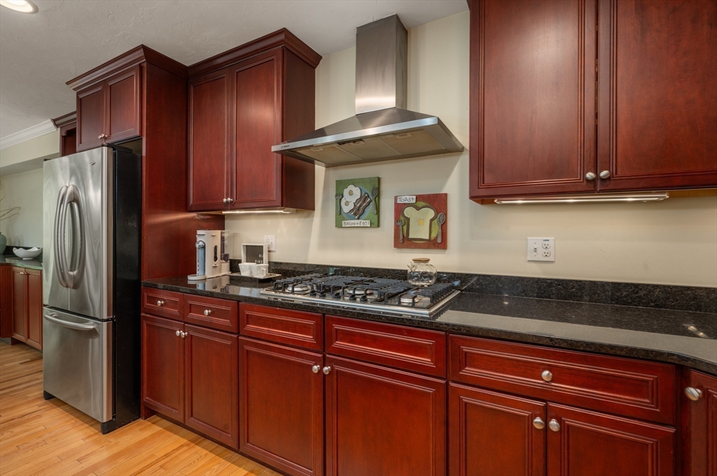 50 Mount Vernon St # 30