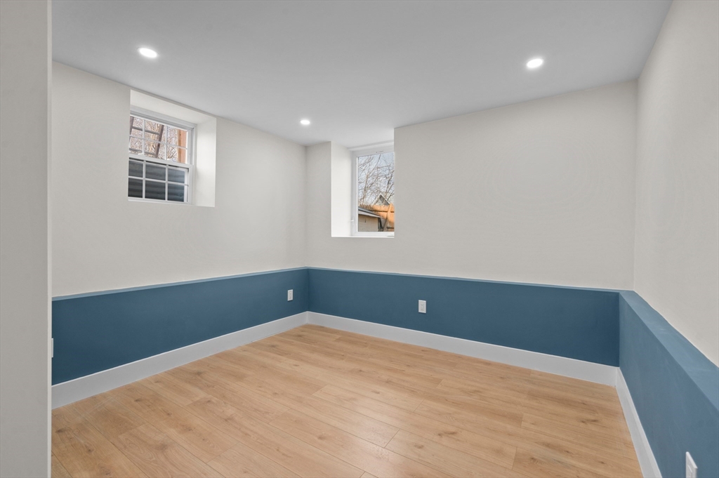 6 Rockland Street # 1