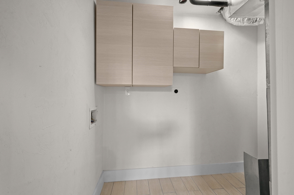 6 Rockland Street # 1