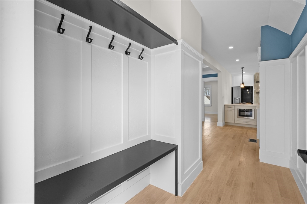 6 Rockland Street # 1