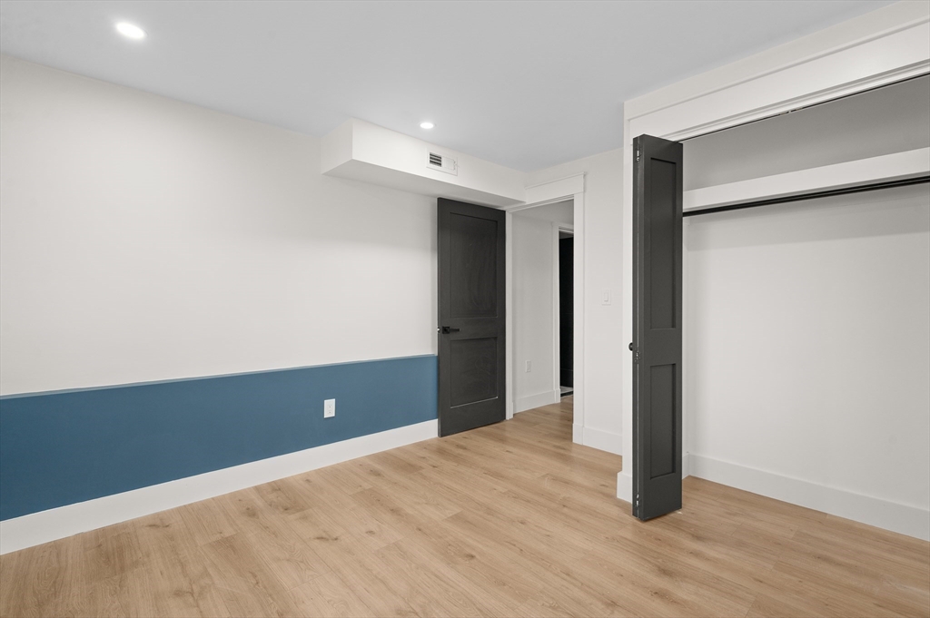 6 Rockland Street # 1