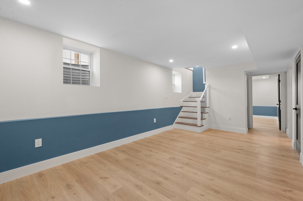 6 Rockland Street # 1