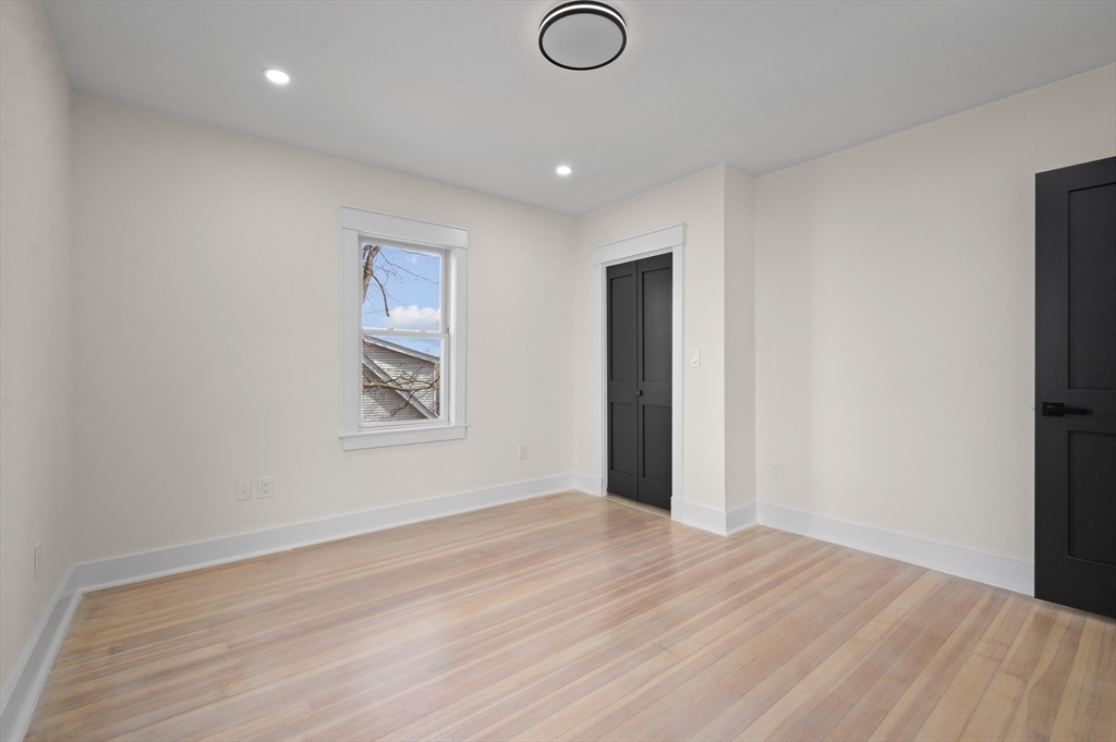 6 Rockland Street # 1