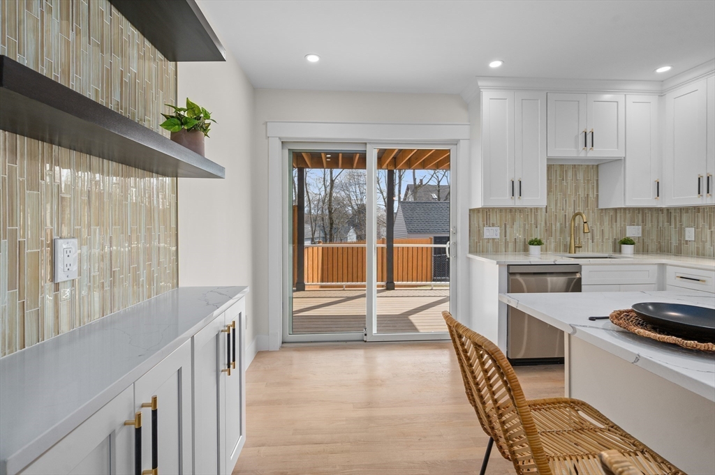 6 Rockland Street # 1