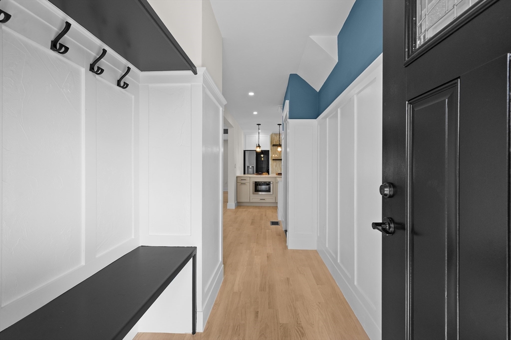 6 Rockland Street # 1