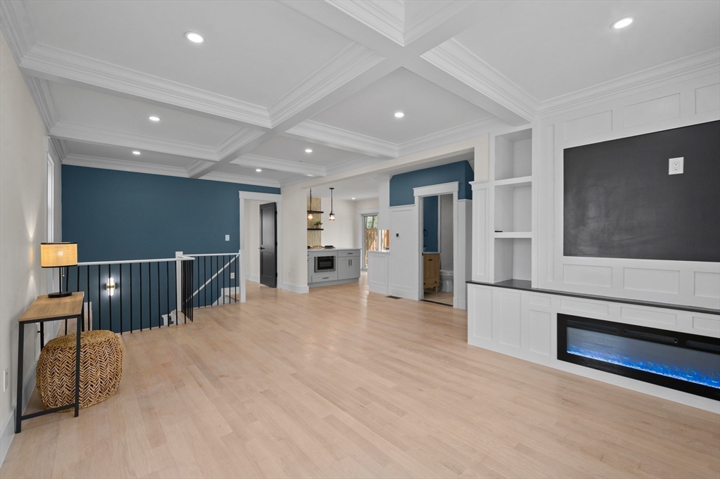 6 Rockland Street # 1