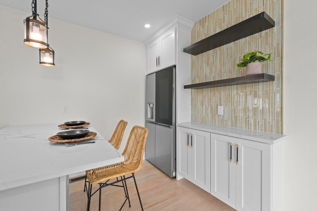 6 Rockland Street # 1