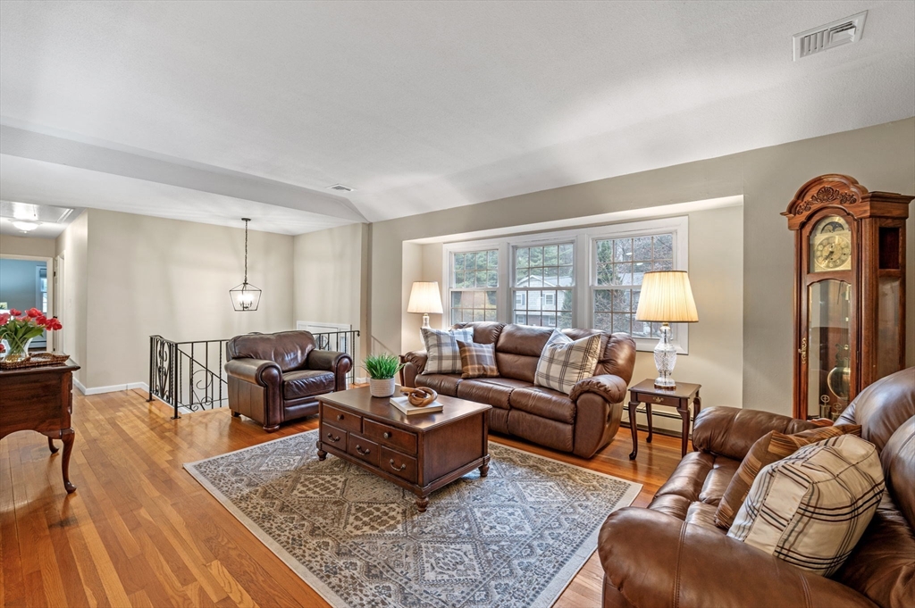 4 Shady Hill Drive