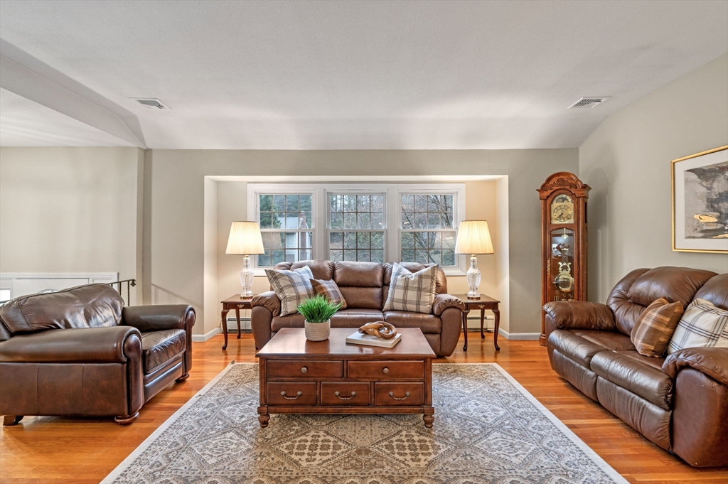 4 Shady Hill Drive