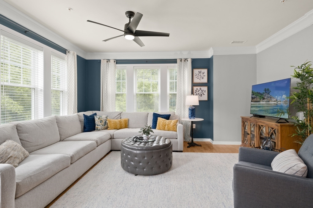 240 Martins Landing # 207