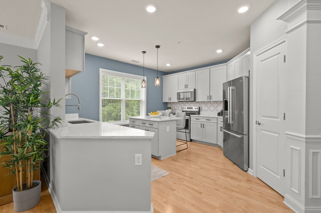 240 Martins Landing # 207