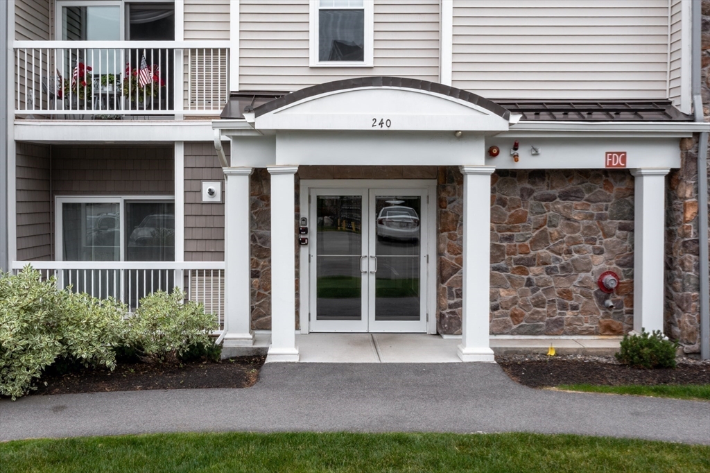 240 Martins Landing # 207