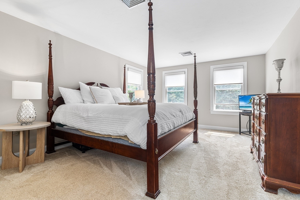 16 Gray Squirrel Cir