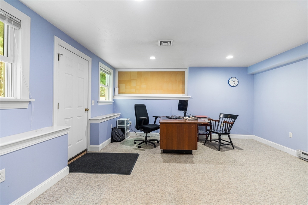 16 Gray Squirrel Cir