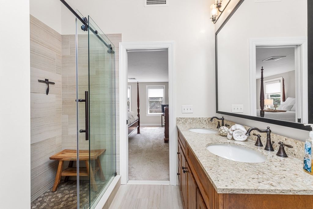 16 Gray Squirrel Cir