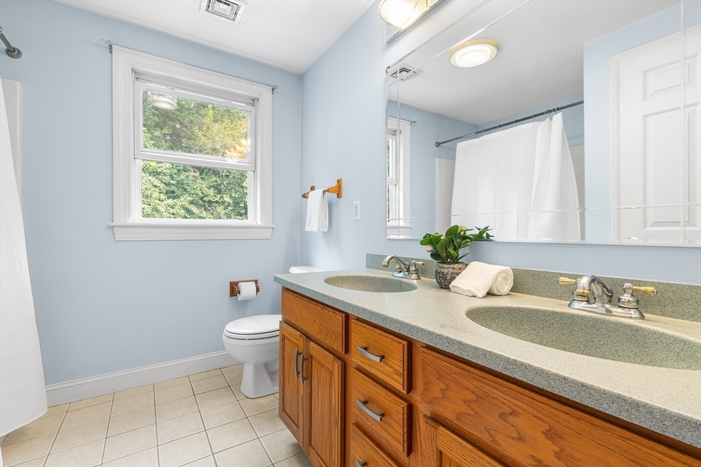 16 Gray Squirrel Cir