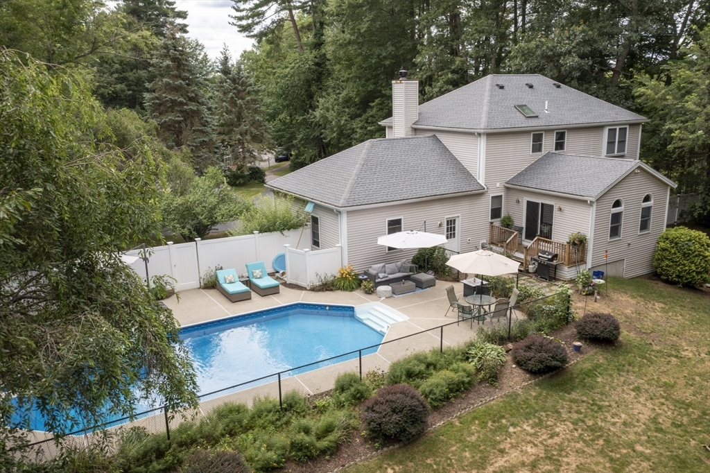 16 Gray Squirrel Cir