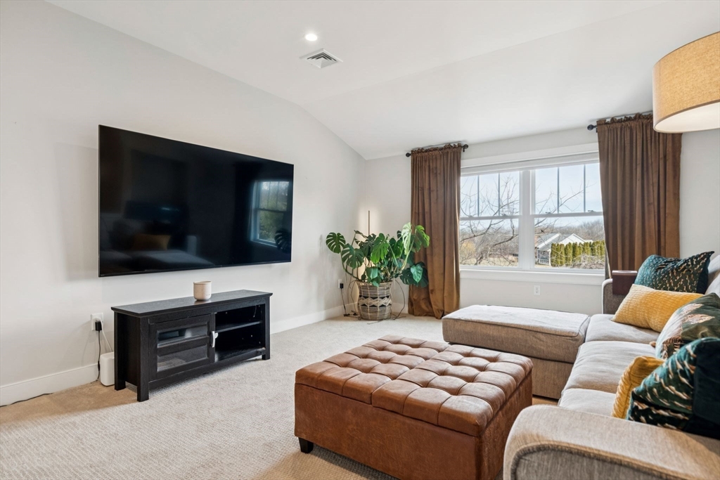 5 Primrose Lane # 5