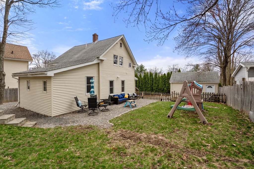 10 Cedar St