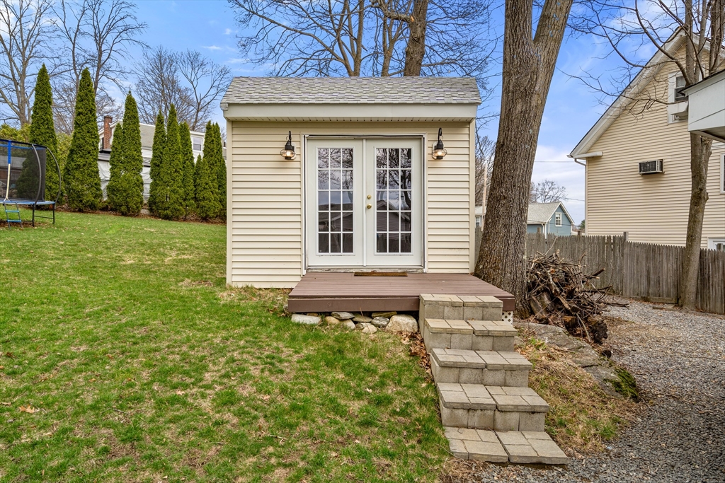 10 Cedar St