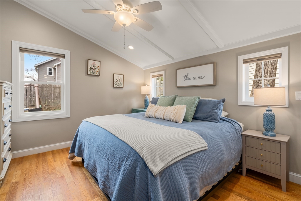 10 Cedar St