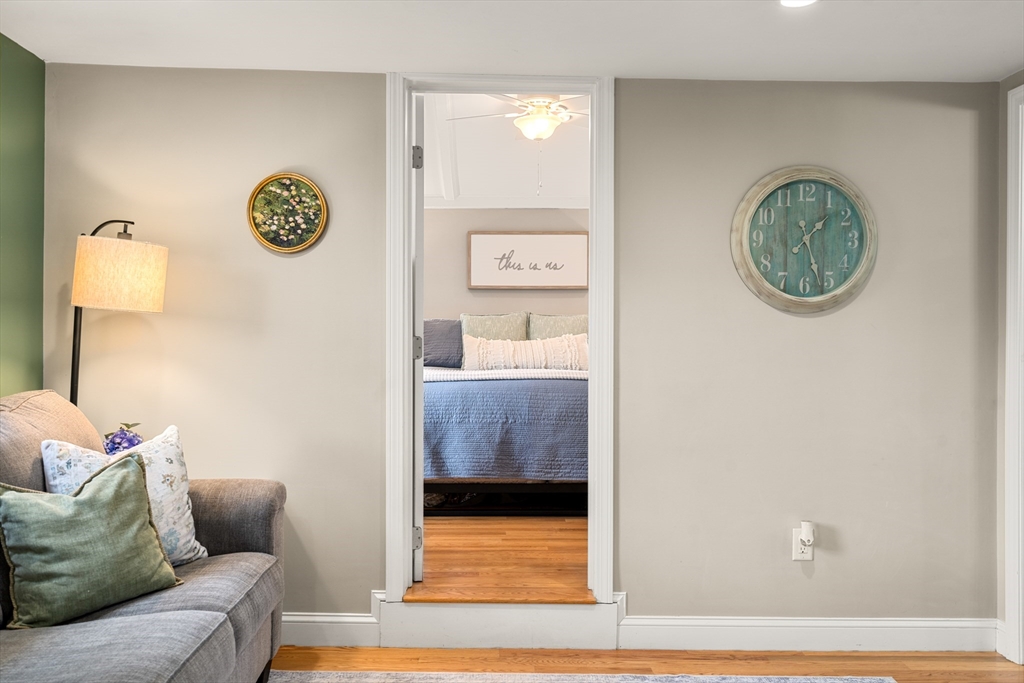 10 Cedar St