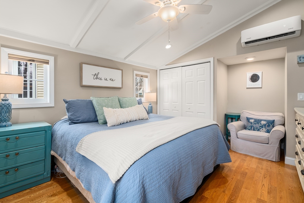10 Cedar St