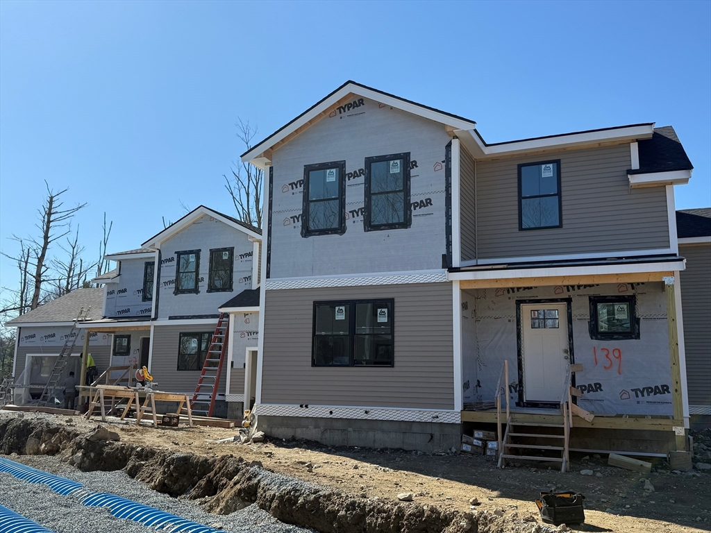 137 Essex Street Unit: ~