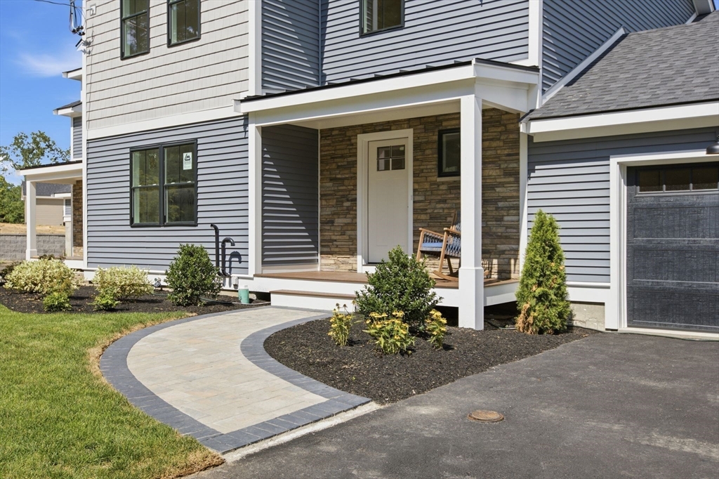 135 Essex Street # 135