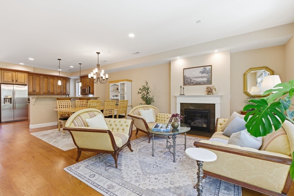 2302 Juniper Circle # 2302