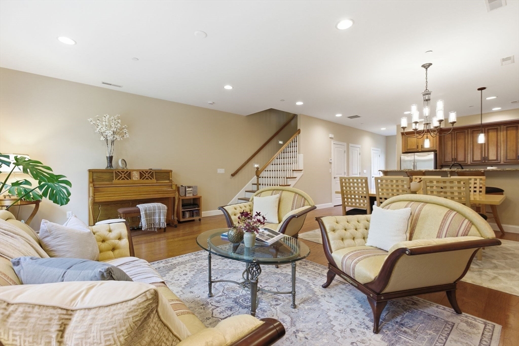 2302 Juniper Circle # 2302
