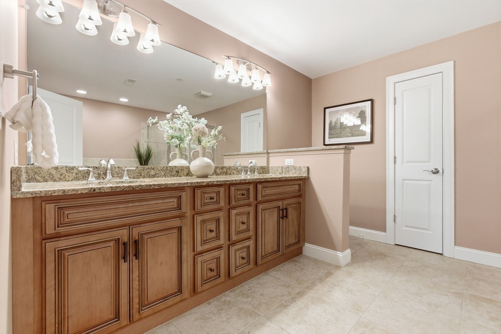 2302 Juniper Circle # 2302