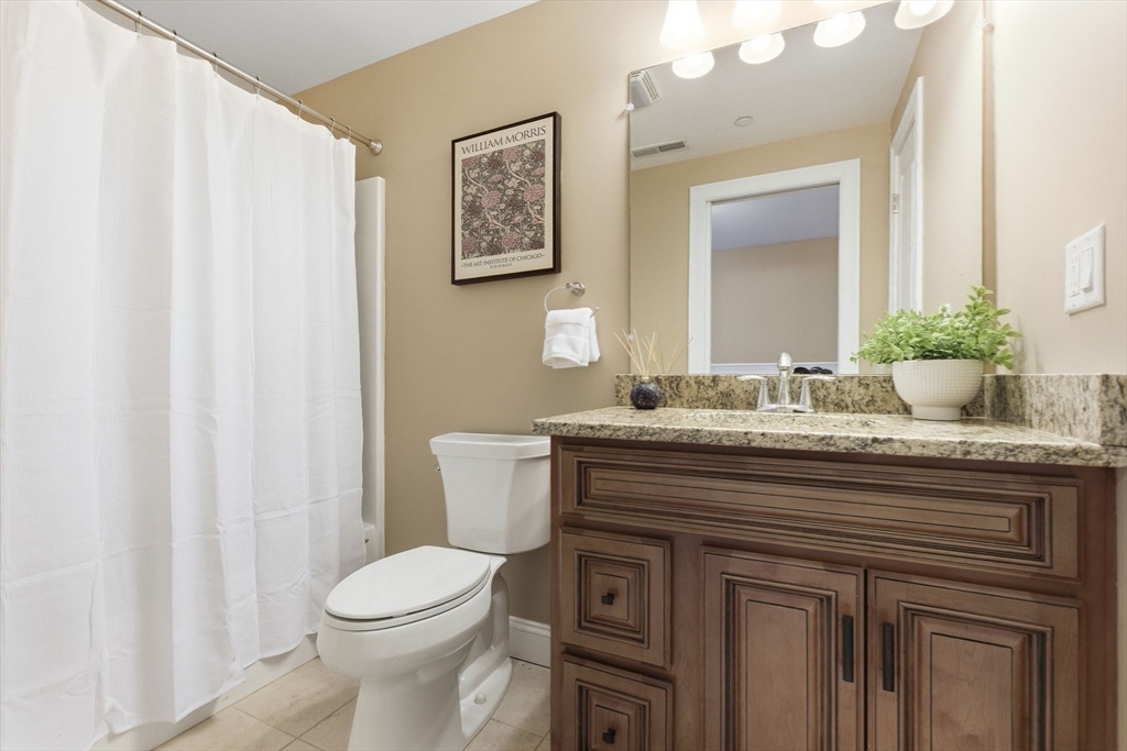 2302 Juniper Circle # 2302