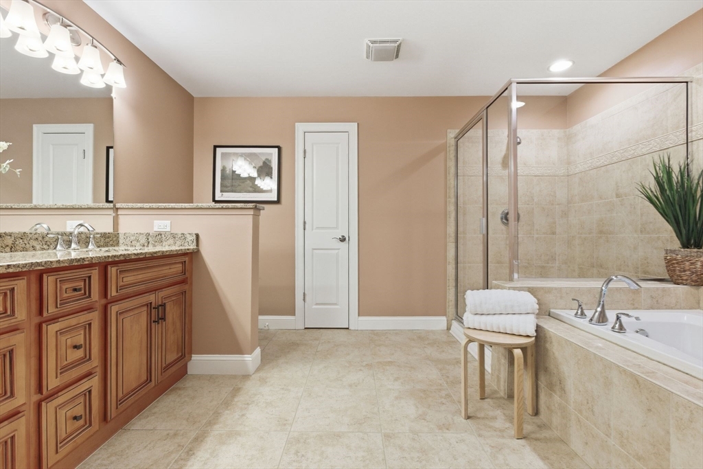 2302 Juniper Circle # 2302