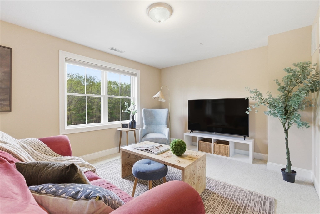 2302 Juniper Circle # 2302