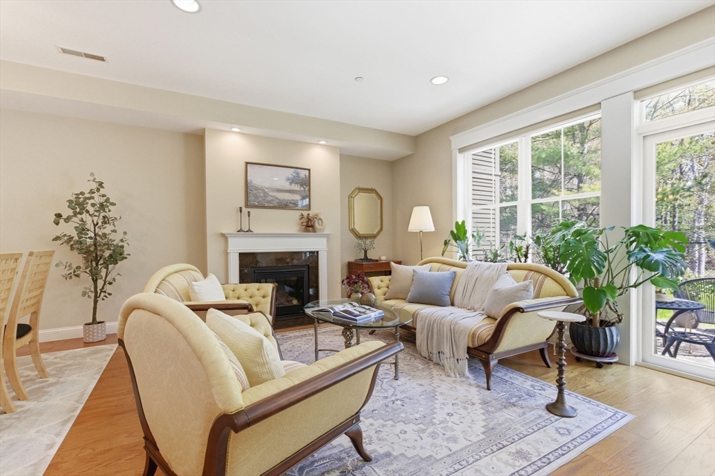 2302 Juniper Circle # 2302