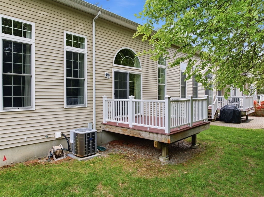 36 Pondside Dr # 36