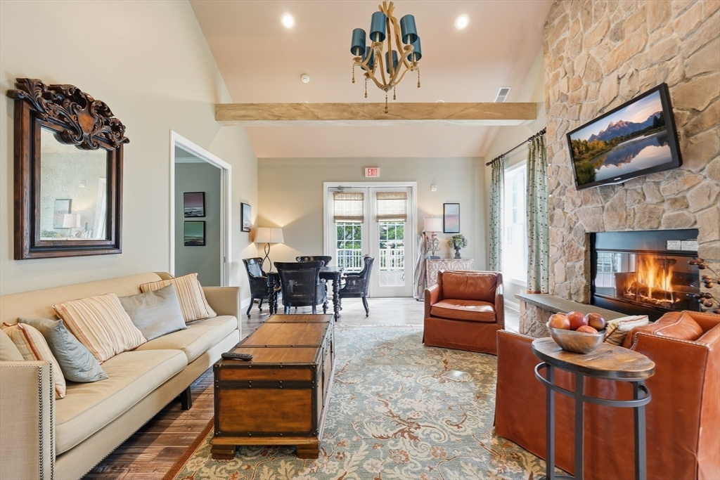 36 Pondside Dr # 36