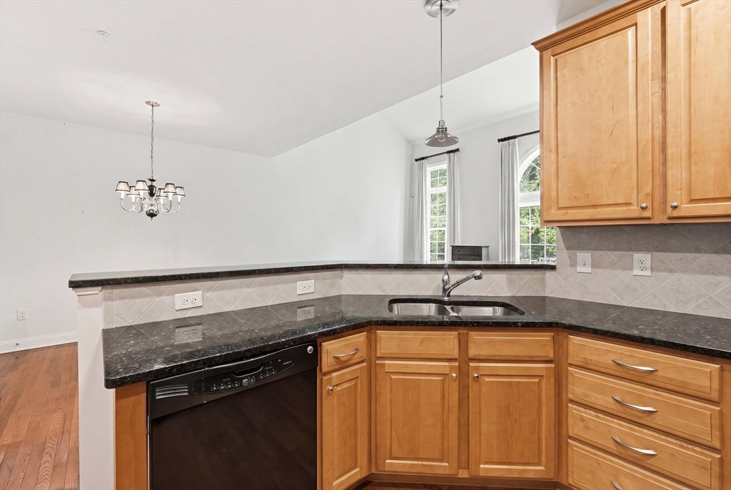 36 Pondside Dr # 36