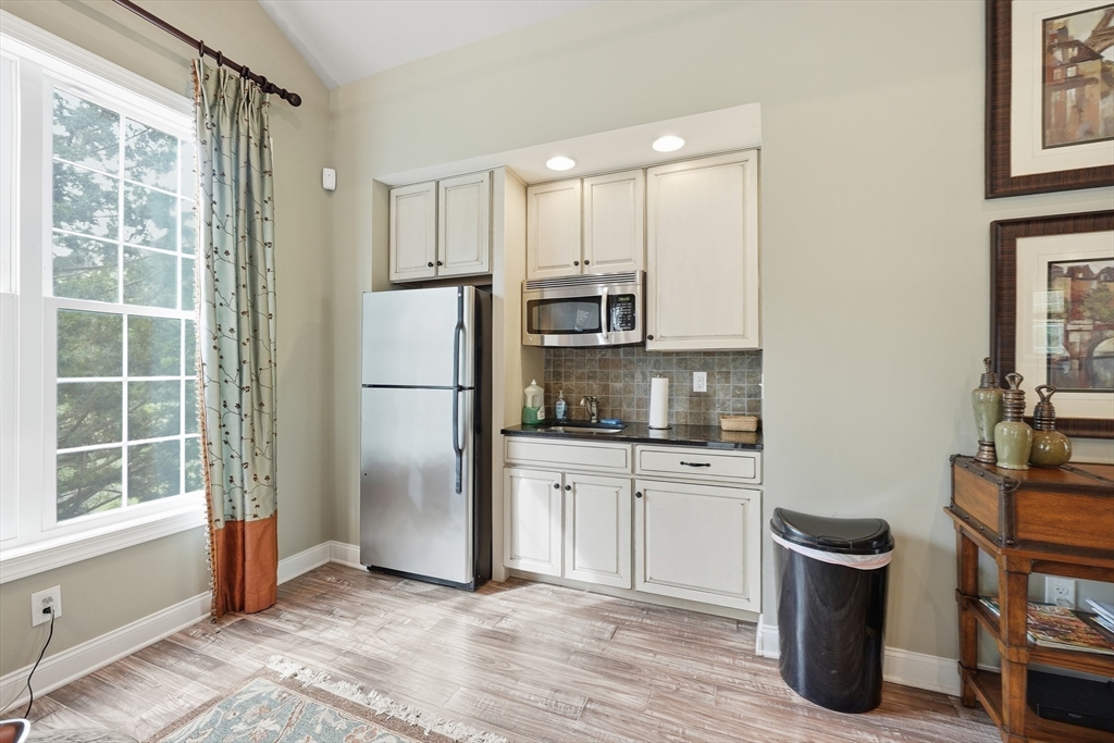 36 Pondside Dr # 36
