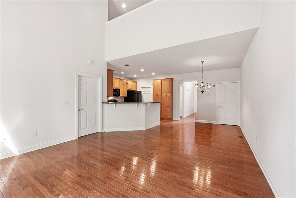 36 Pondside Dr # 36