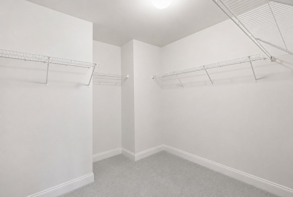36 Pondside Dr # 36