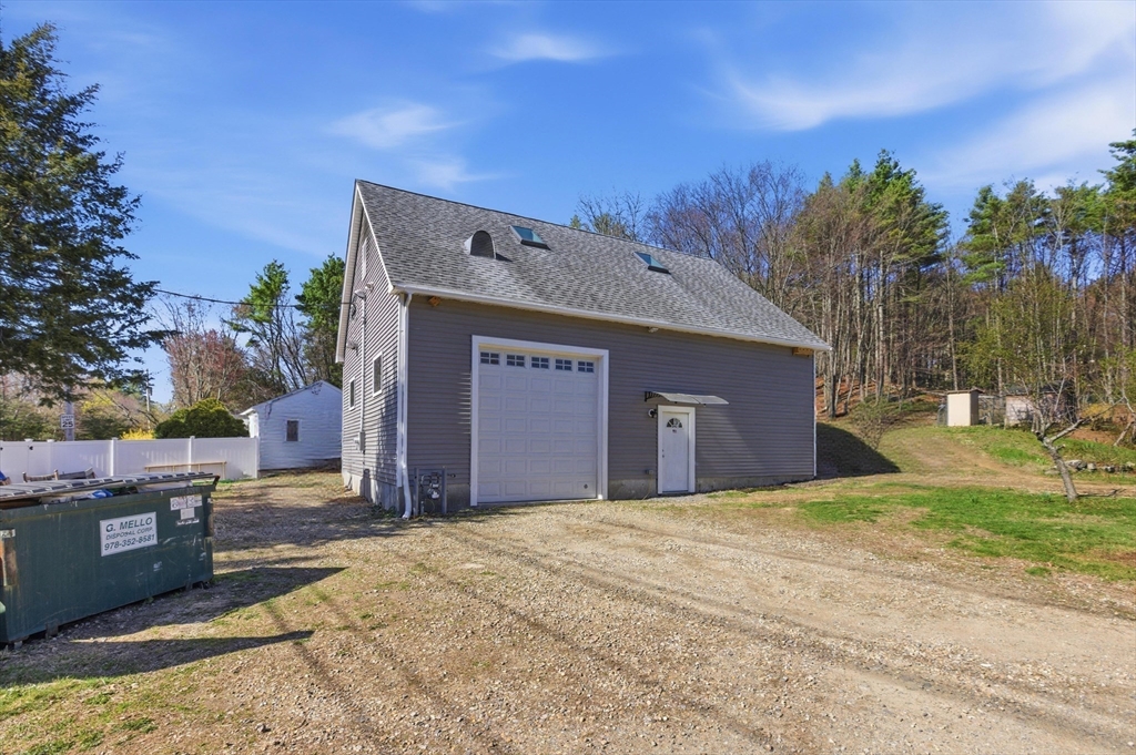 38 Woodland Road