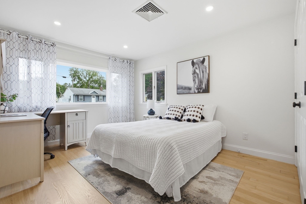 7 Burditt Road